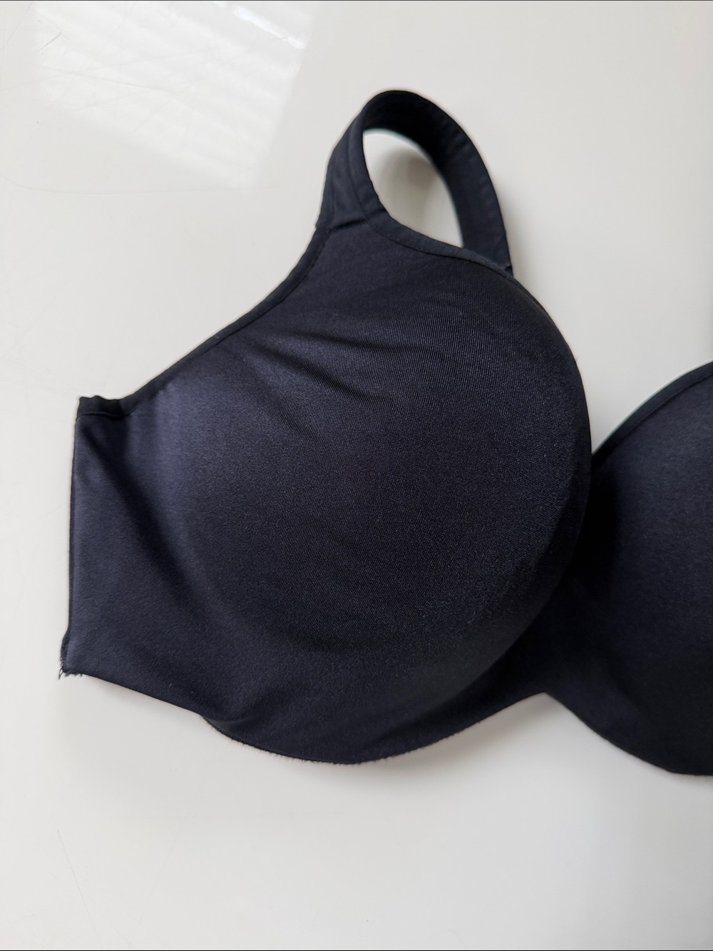 Everyday Smooth Black Full-Coverage Bra - Women's Intimates - Picture 4 of 12